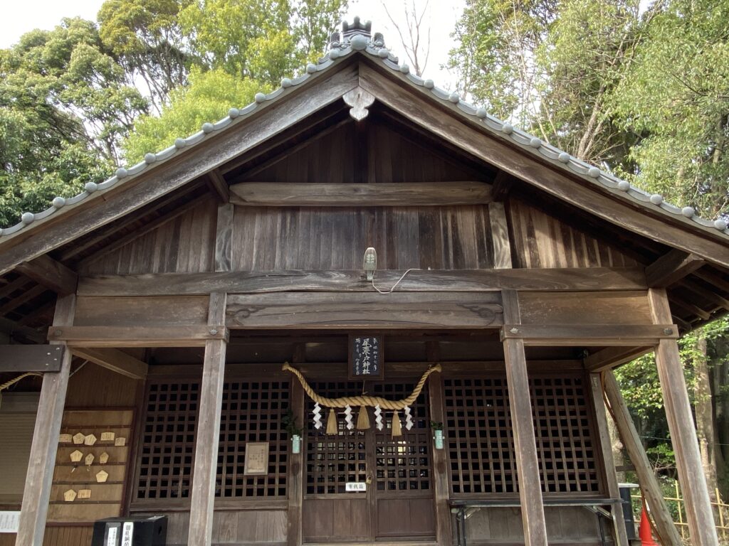 尾張戸神社　拝殿